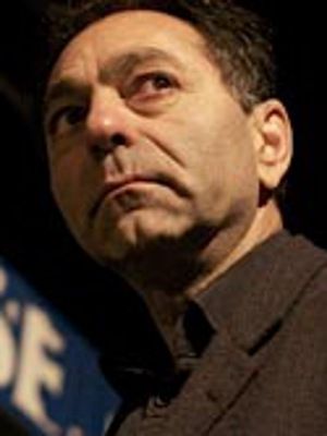 Póster Nasser Memarzia