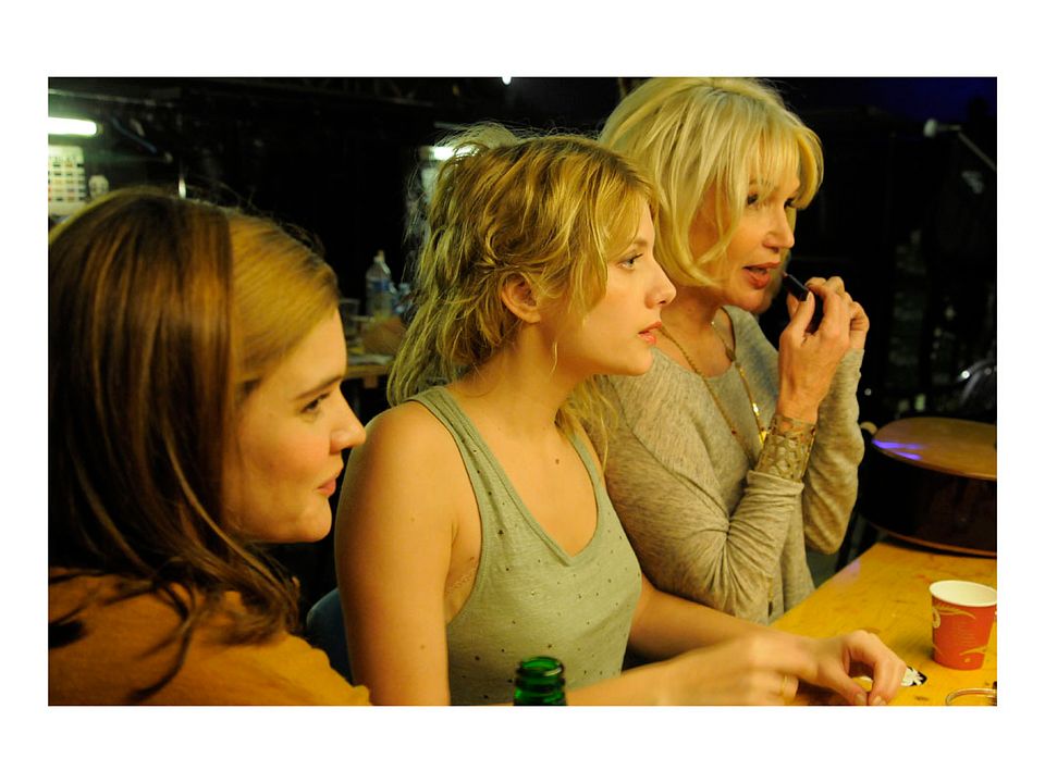 Foto Marie Denarnaud, Mélanie Laurent, Clémentine Célarié