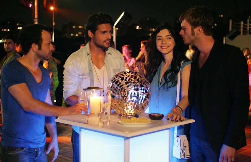 Kuzey Güney: Dos hermanos y un mismo amor : Foto