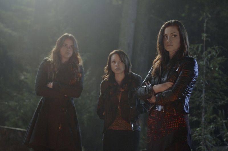 Foto Phoebe Tonkin, Jessica Parker Kennedy, Shelley Hennig