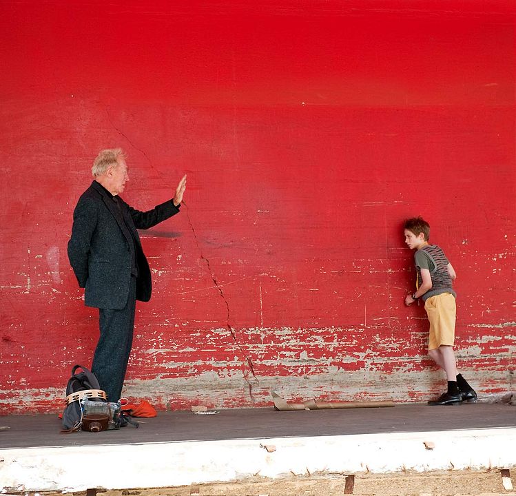 Tan fuerte y tan cerca : Foto