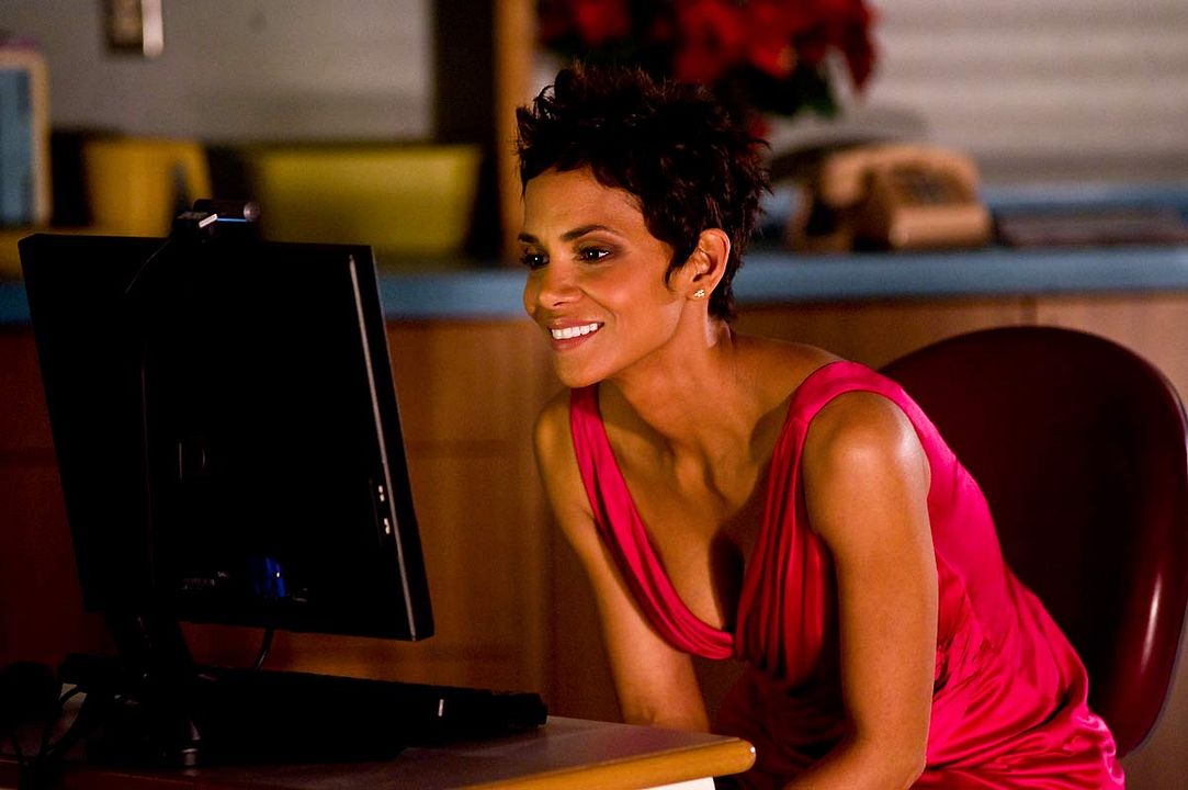 Año nuevo : Foto Halle Berry