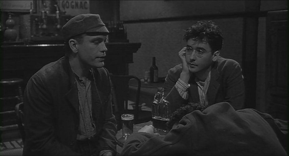 Sombras y niebla : Foto