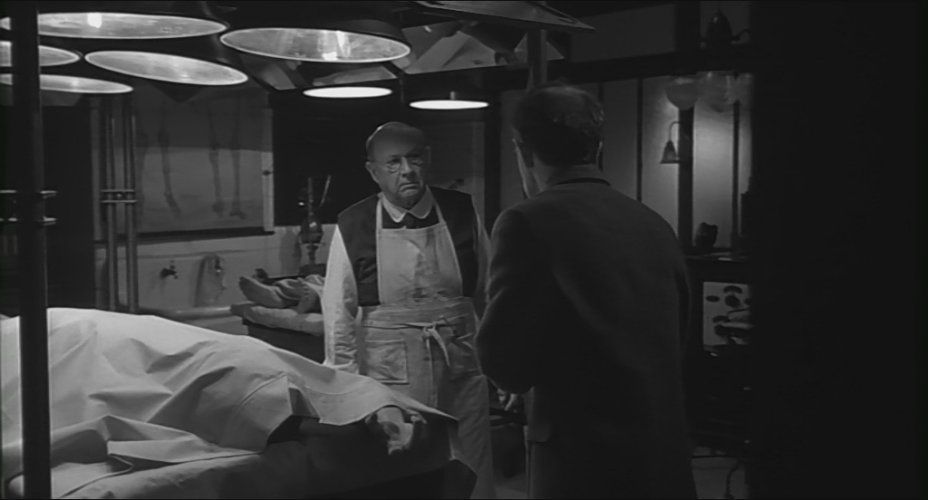 Sombras y niebla : Foto