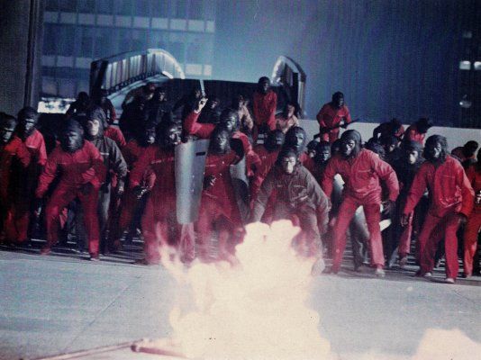 La conquista del planeta de los simios : Foto