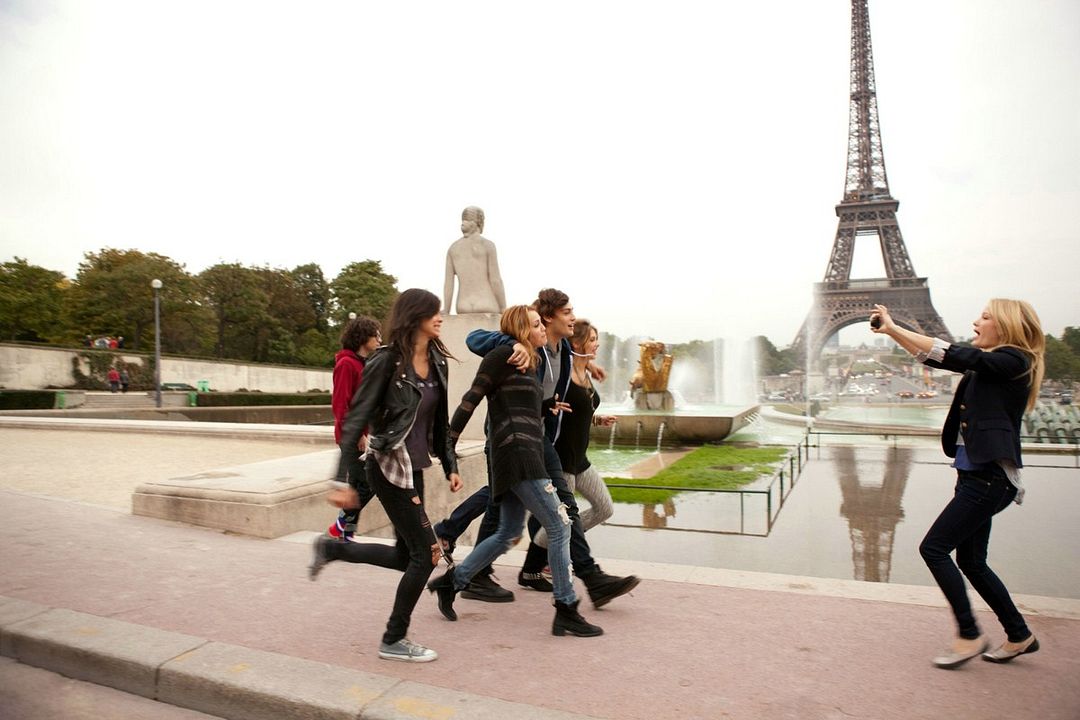 Foto Miley Cyrus, Douglas Booth