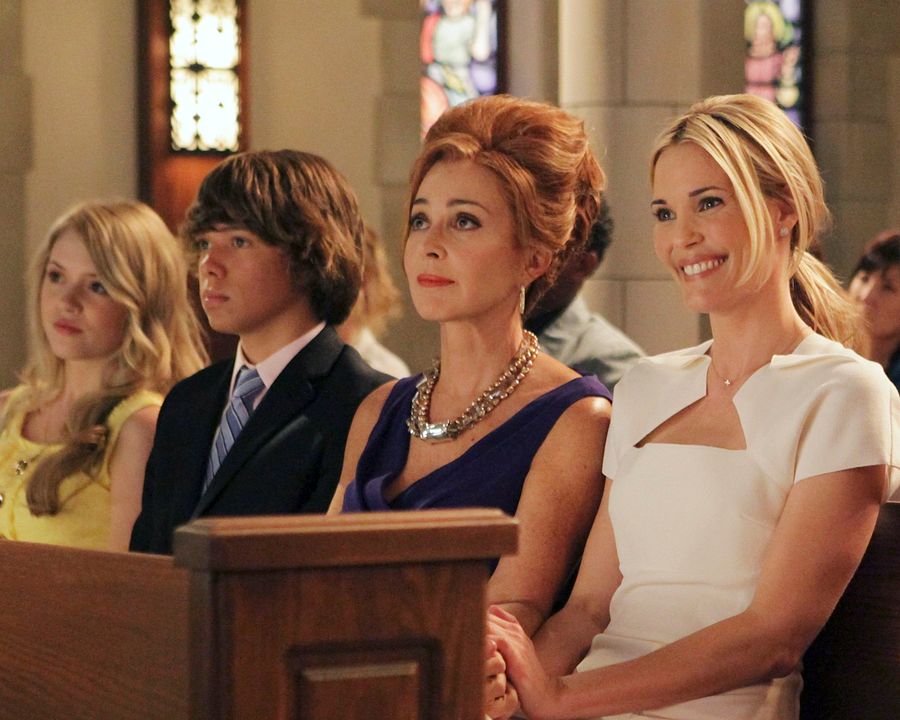 Foto Annie Potts, Leslie Bibb