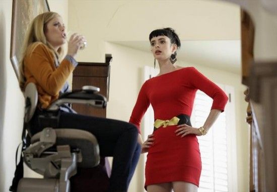 Don't Trust The B---- in Apartment 23 : Foto Dreama Walker, Krysten Ritter