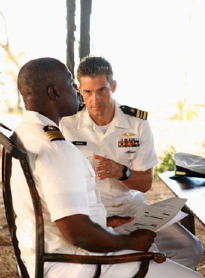 Foto Andre Braugher, Scott Speedman