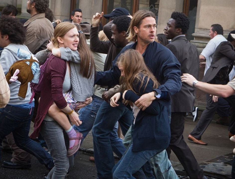 Guerra mundial Z : Foto Brad Pitt, Mireille Enos, Sterling Jerins