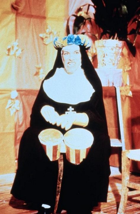 Entre tinieblas : Foto