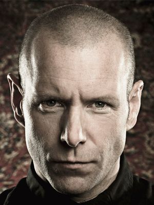 Póster Hugh Dillon