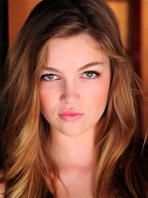 Póster Lili Simmons
