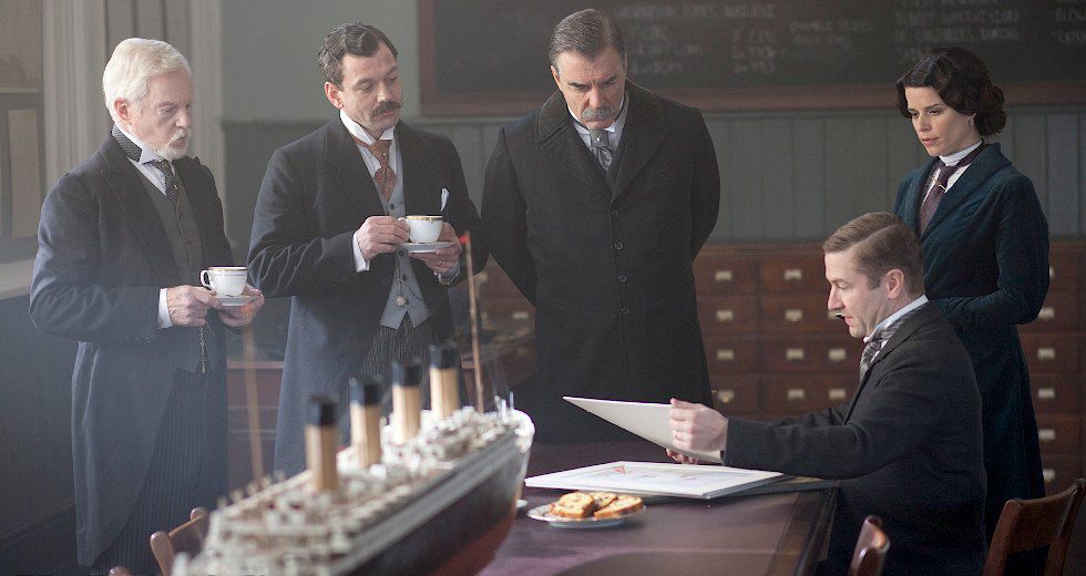 Foto Chris Noth, Derek Jacobi, Neve Campbell