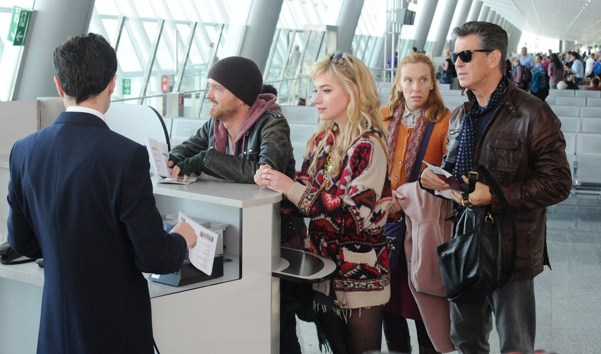 Mejor otro día : Foto Toni Collette, Pierce Brosnan, Imogen Poots, Aaron Paul