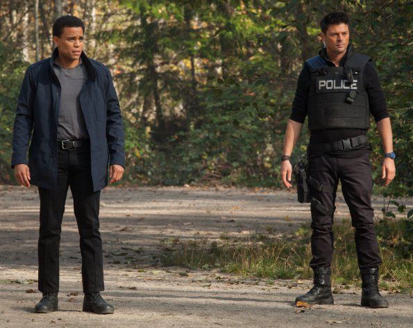 Foto Karl Urban, Michael Ealy