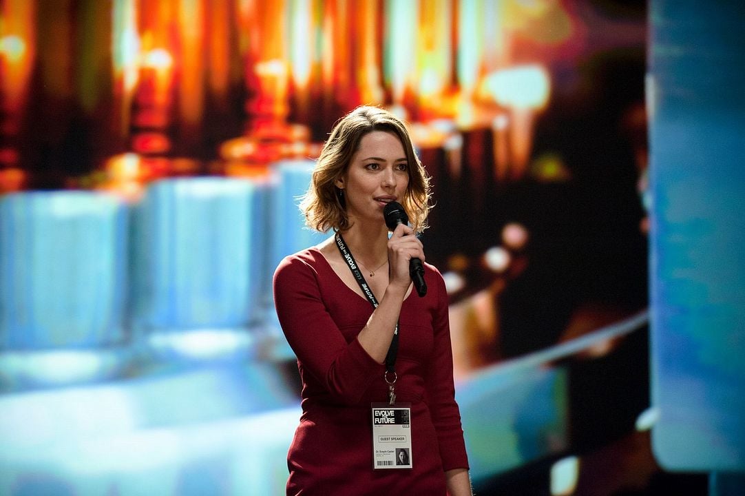 Trascender : Foto Rebecca Hall