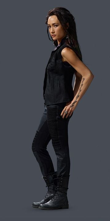 Divergente : Cobertura de revista Maggie Q