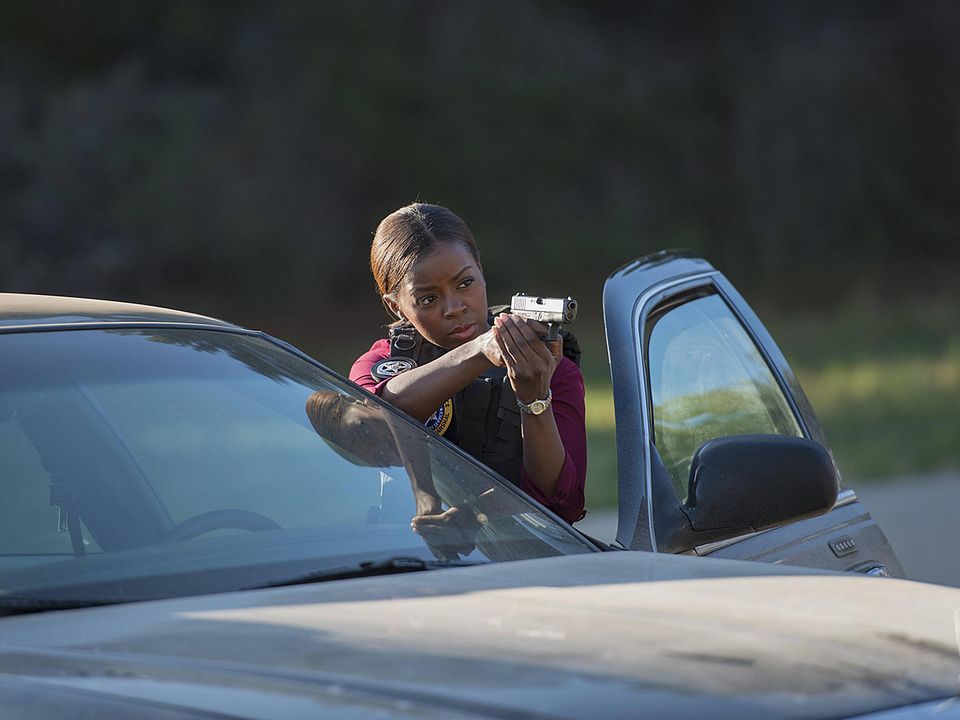Justified: La ley de Raylan : Foto Erica Tazel