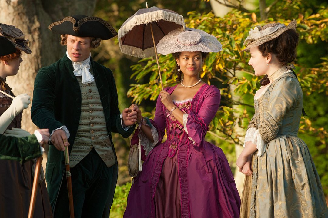 Foto James Norton, Gugu Mbatha-Raw