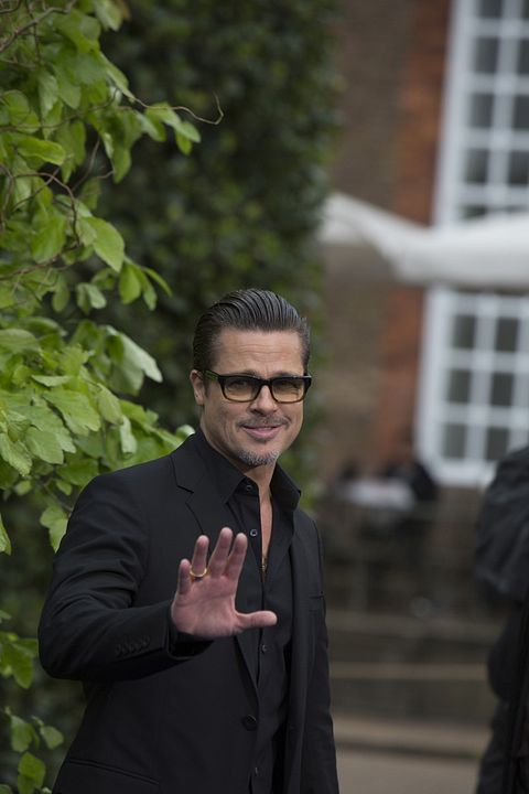 Maléfica : Cobertura de revista Brad Pitt