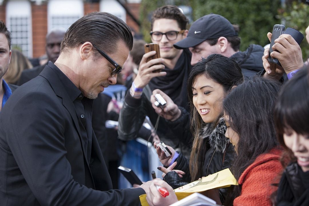 Maléfica : Cobertura de revista Brad Pitt