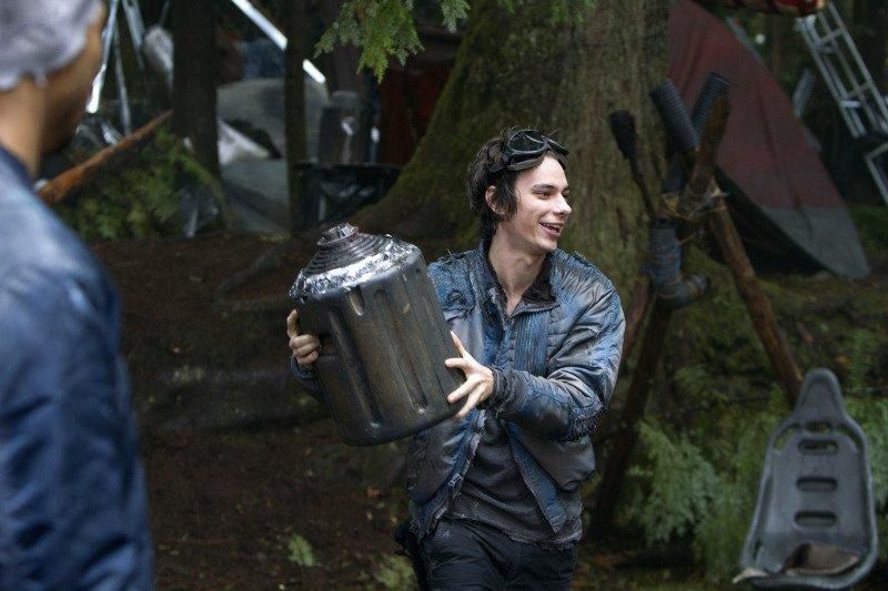 Los 100 : Foto Devon Bostick