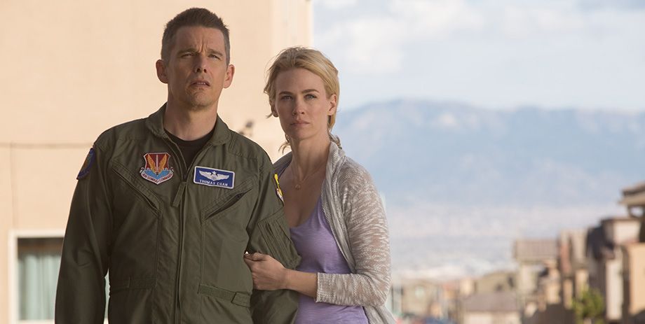 Foto Ethan Hawke, January Jones