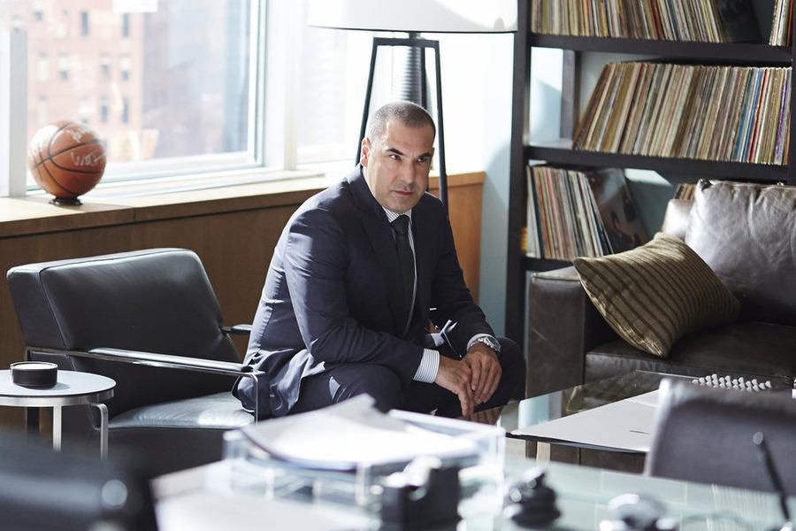 Suits : Foto Rick Hoffman