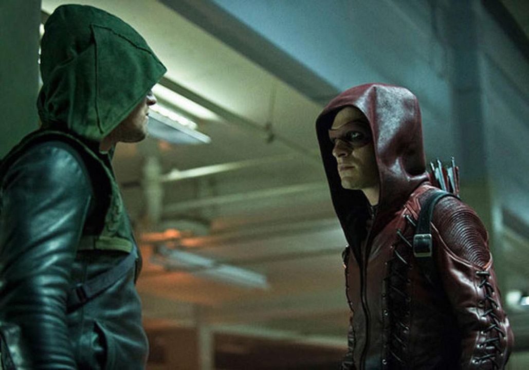 Arrow : Foto Stephen Amell, Colton Haynes