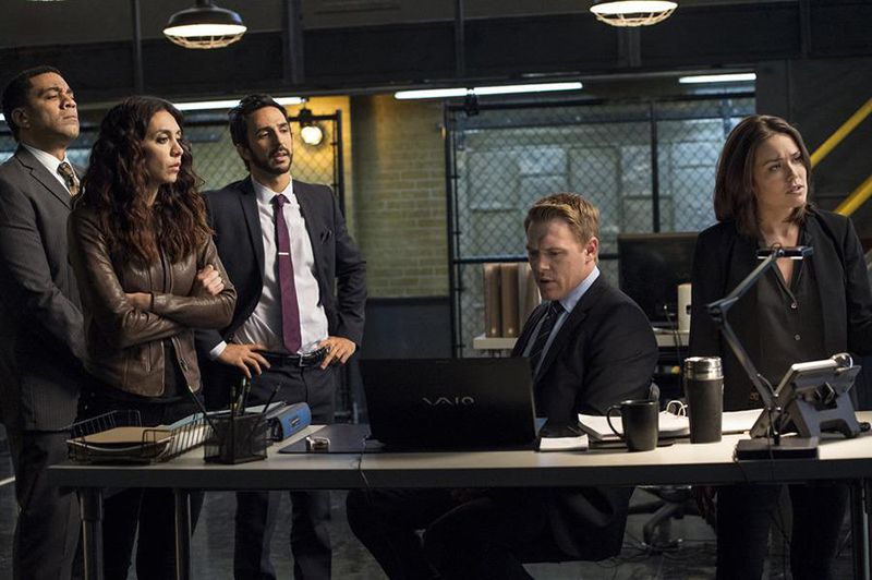 The Blacklist : Foto Mozhan Marnò, Megan Boone, Harry Lennix, Diego Klattenhoff, Amir Arison