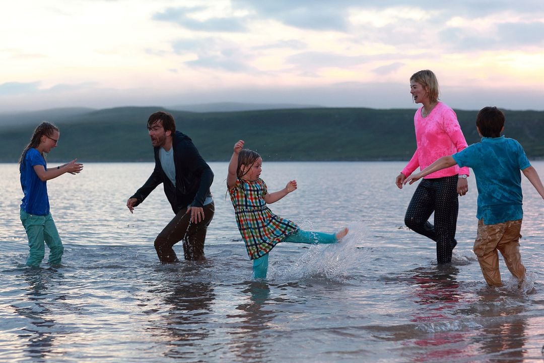 Nuestro último verano en Escocia : Foto David Tennant, Emilia Jones, Rosamund Pike