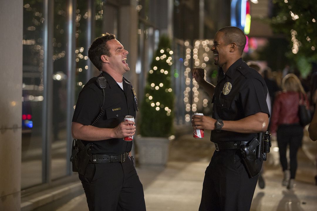 Foto Damon Wayans Jr., Jake Johnson