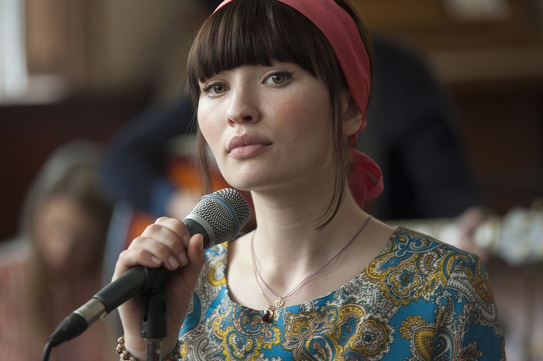 Foto Emily Browning