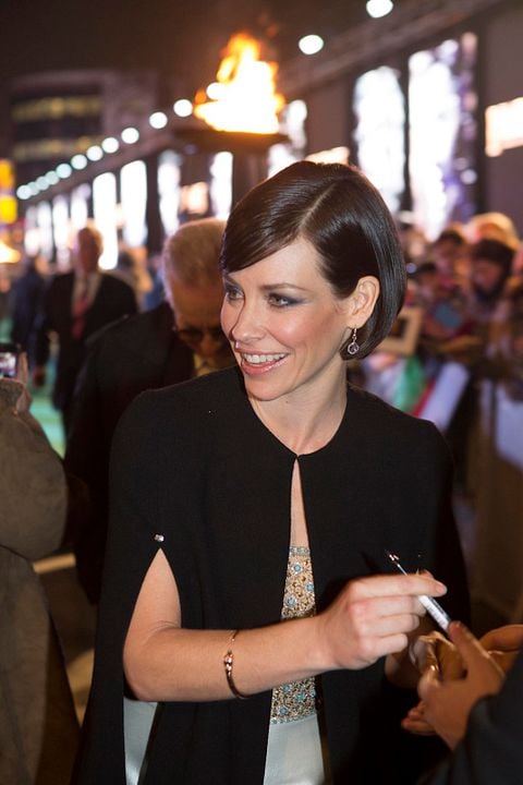 El hobbit: La batalla de los cinco ejércitos : Cobertura de revista Evangeline Lilly