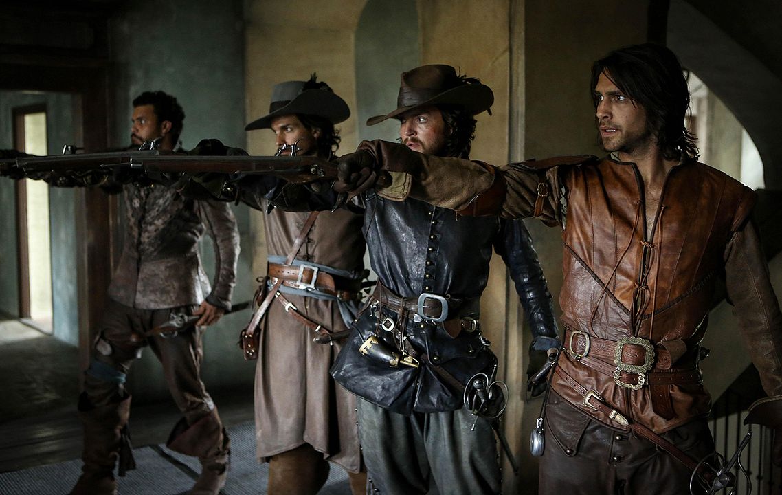 The Musketeers : Foto Tom Burke, Santiago Cabrera, Luke Pasqualino
