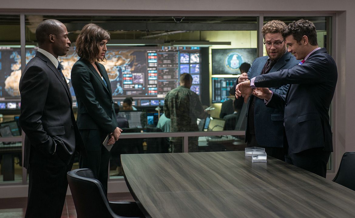 Foto Lizzy Caplan, Seth Rogen, James Franco