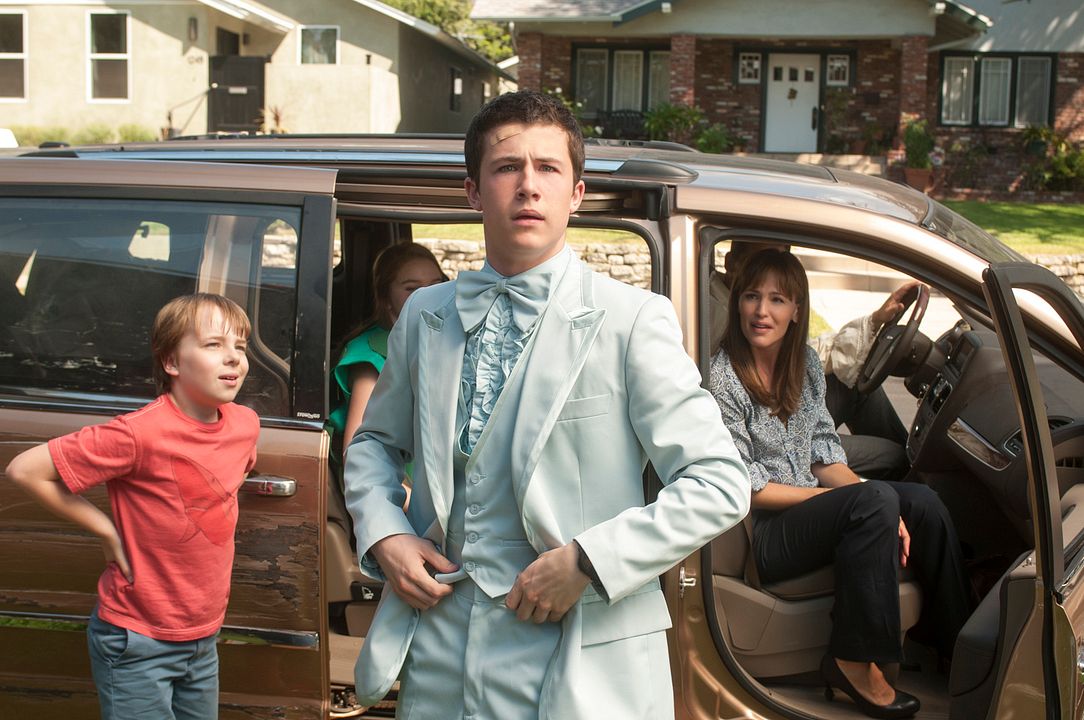 Alexander y un día terrible, horrible, malo... ¡muy malo! : Foto Dylan Minnette, Ed Oxenbould, Jennifer Garner