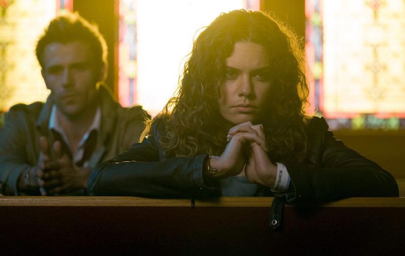 Constantine : Foto Matt Ryan, Angélica Celaya