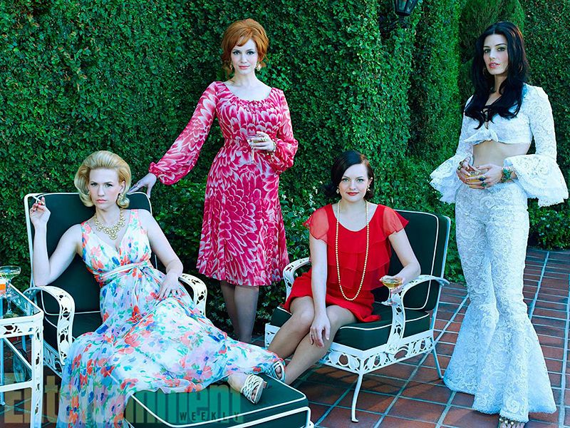 Foto Jessica Paré, Christina Hendricks, Elisabeth Moss, January Jones