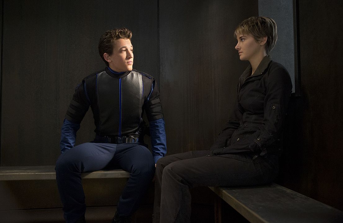 La serie Divergente: Insurgente : Foto Shailene Woodley, Miles Teller