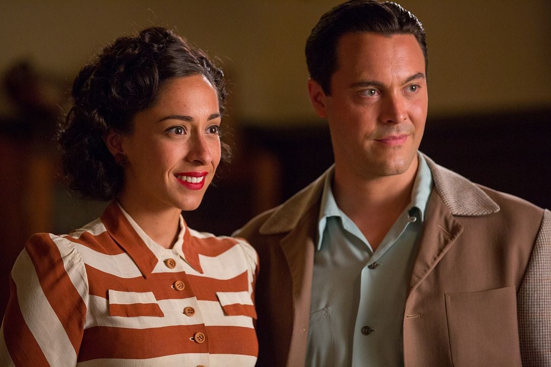 El viaje más largo : Foto Oona Chaplin, Jack Huston
