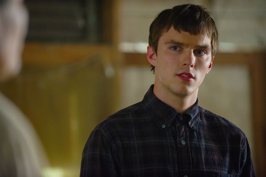 Lugares oscuros : Foto Nicholas Hoult