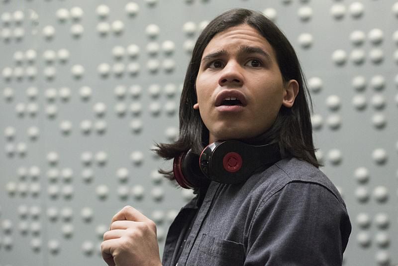 Flash : Póster Carlos Valdes