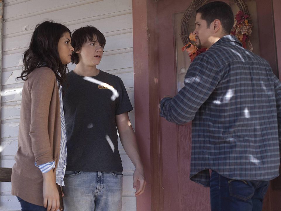 The Messengers : Foto JD Pardo, Joel Courtney, Sofia Black D'Elia
