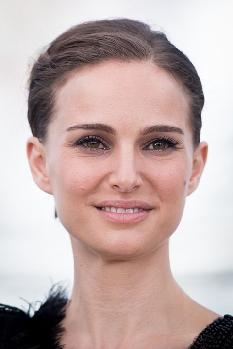 Una historia de amor y oscuridad : Cobertura de revista Natalie Portman