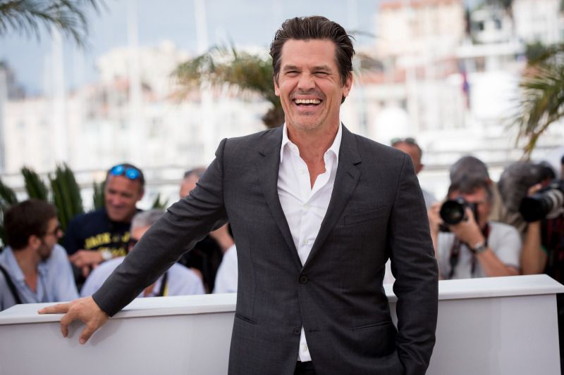 Tierra de nadie : Cobertura de revista Josh Brolin