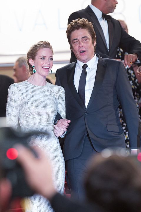 Tierra de nadie : Cobertura de revista Emily Blunt, Benicio Del Toro