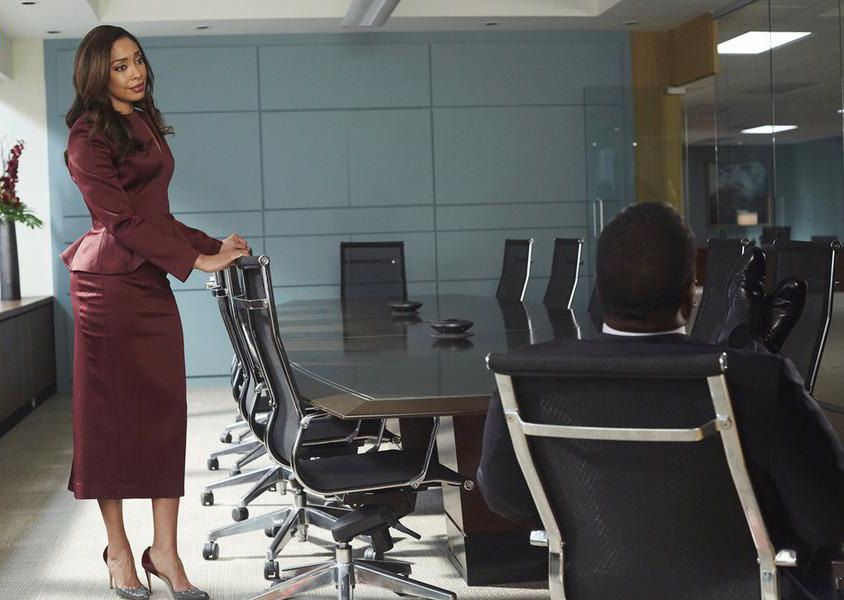 Suits : Foto Gina Torres