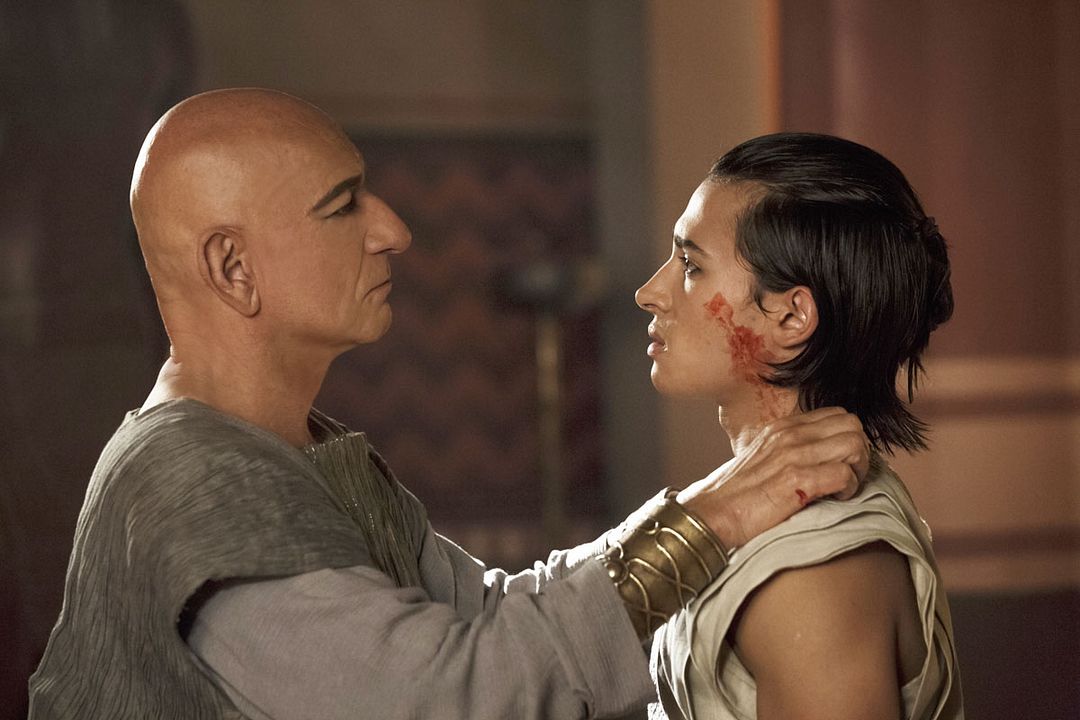 Foto Avan Jogia, Ben Kingsley